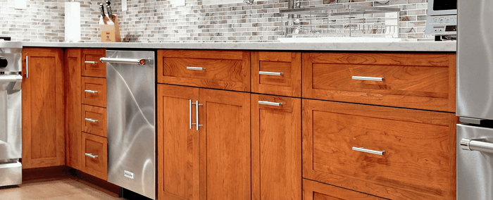 9 BENEFITS OF CUSTOM-MADE CABINET DOORS