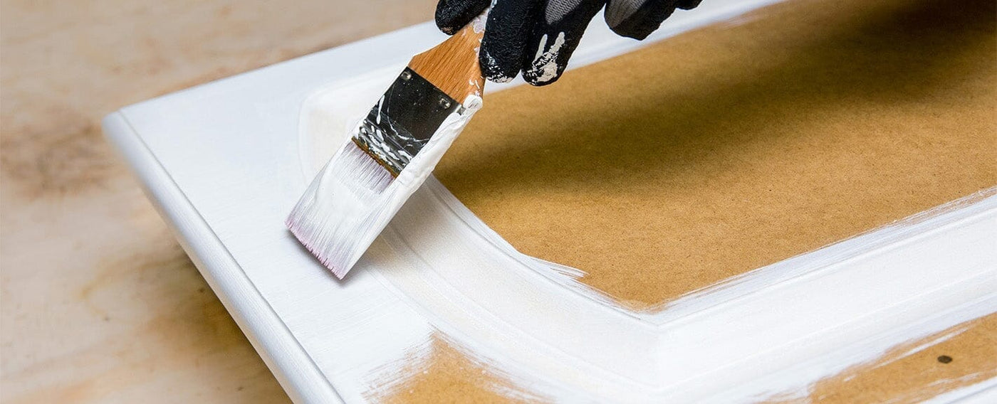 HOW TO SAND AND REPAINT CABINETS