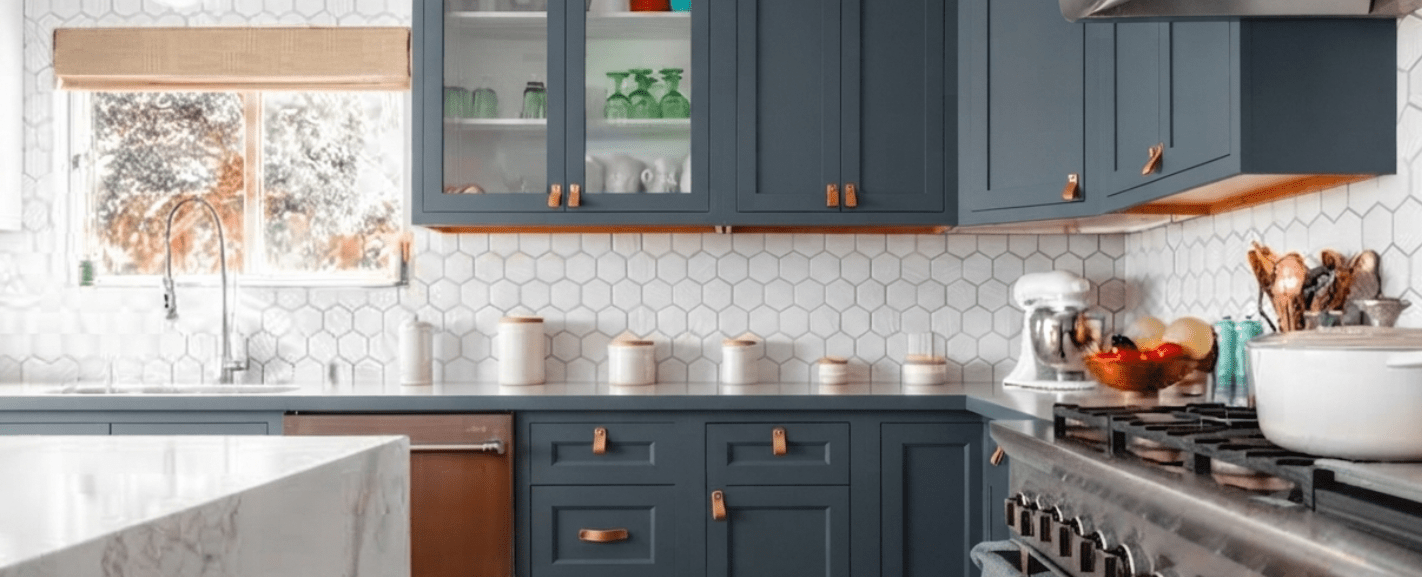 KITCHEN CABINET REFACING: A CONTRACTOR'S GUIDE TO GROWING YOUR BUSINESS