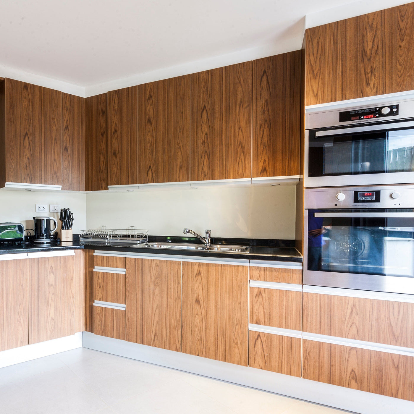 THE 4 MOST POPULAR TYPES OF WOOD CABINET FINISHES