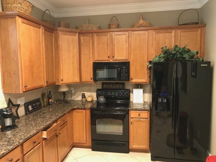 Cabinet Replacing vs Cabinet Refacing
